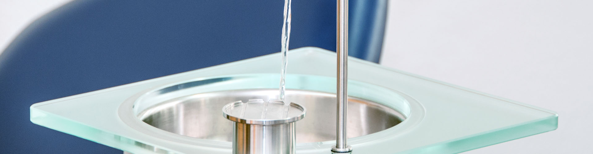 Das Kieferorthop�den-Team der Praxis Dr. med. dent. Peter Borg aus Bergisch Gladbach stellt sich vor